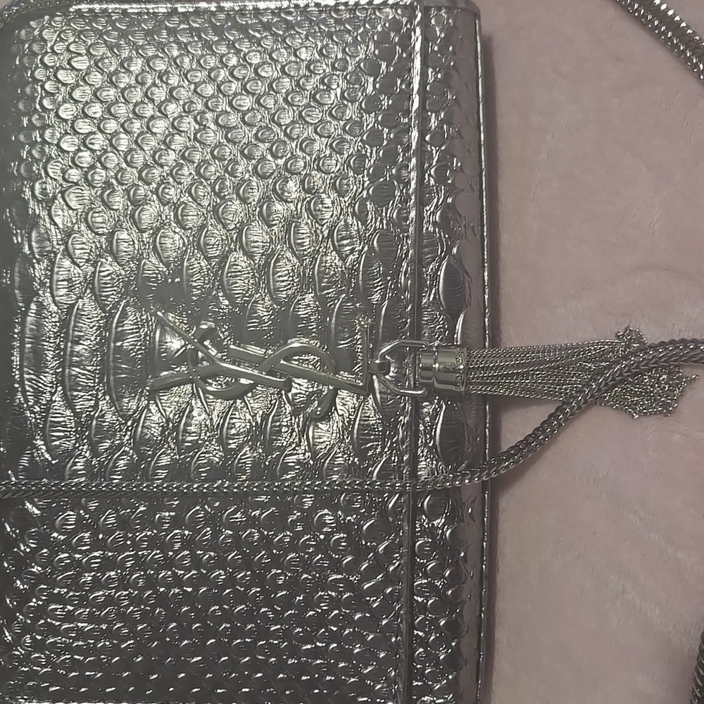 Ysl Silver Designer Crossbody Bag - Picture 3 of 16